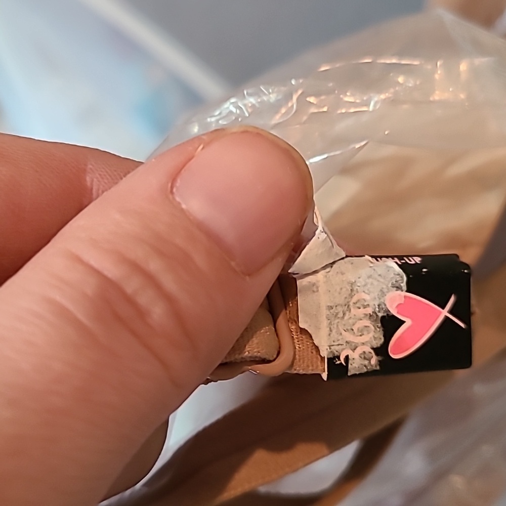 Victoria Secret Bra NWT - Picture 4 of 4